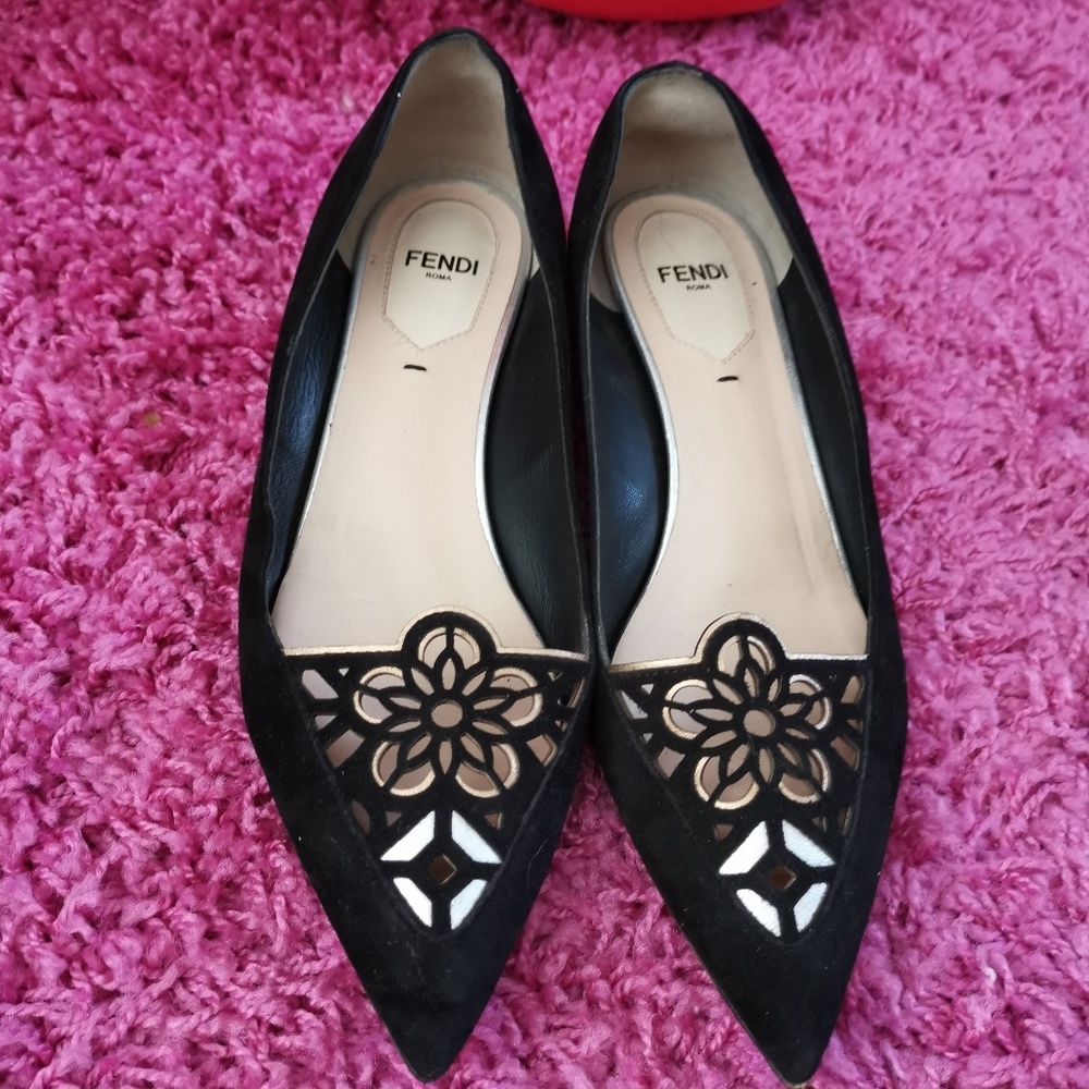 FENDI Pointy Flats with 1.5cm unique heels